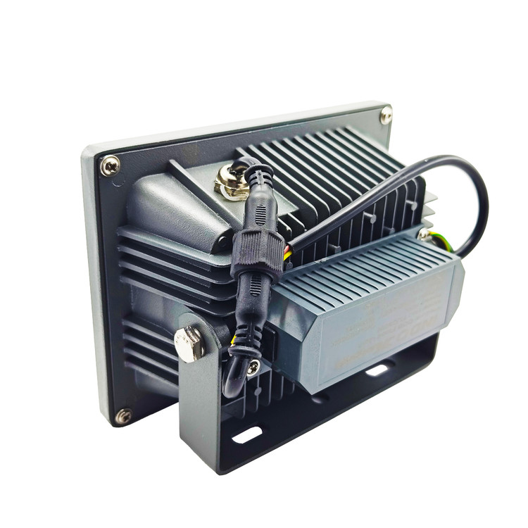 پرژکتور 30 وات مدل COB IP65 ایندوکوپ