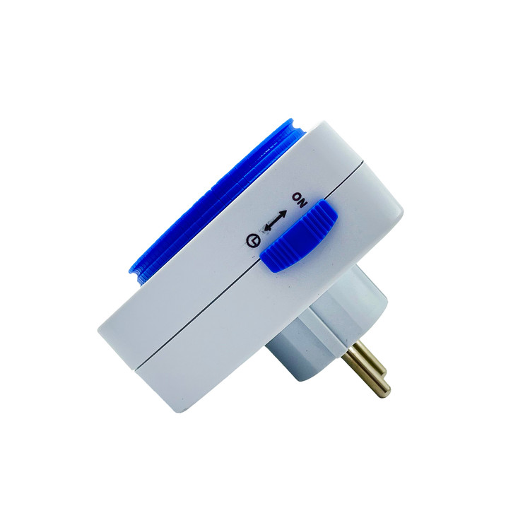 تایمر پریزی 3600 وات 16 آمپر پارس فانال