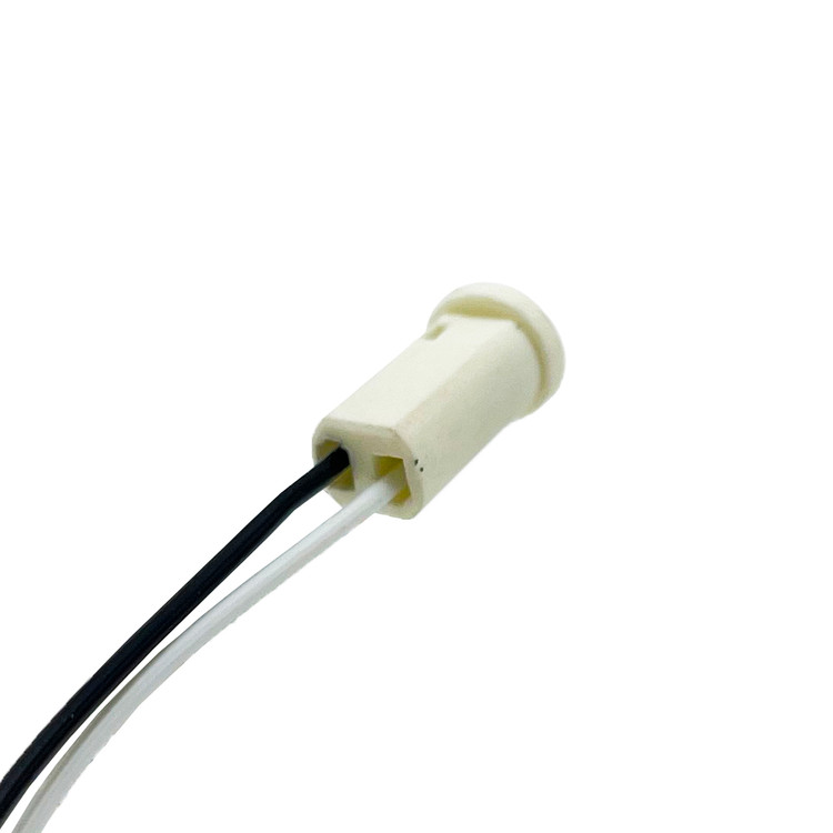 سوکت سوزنی سیم بلند لوستری G4