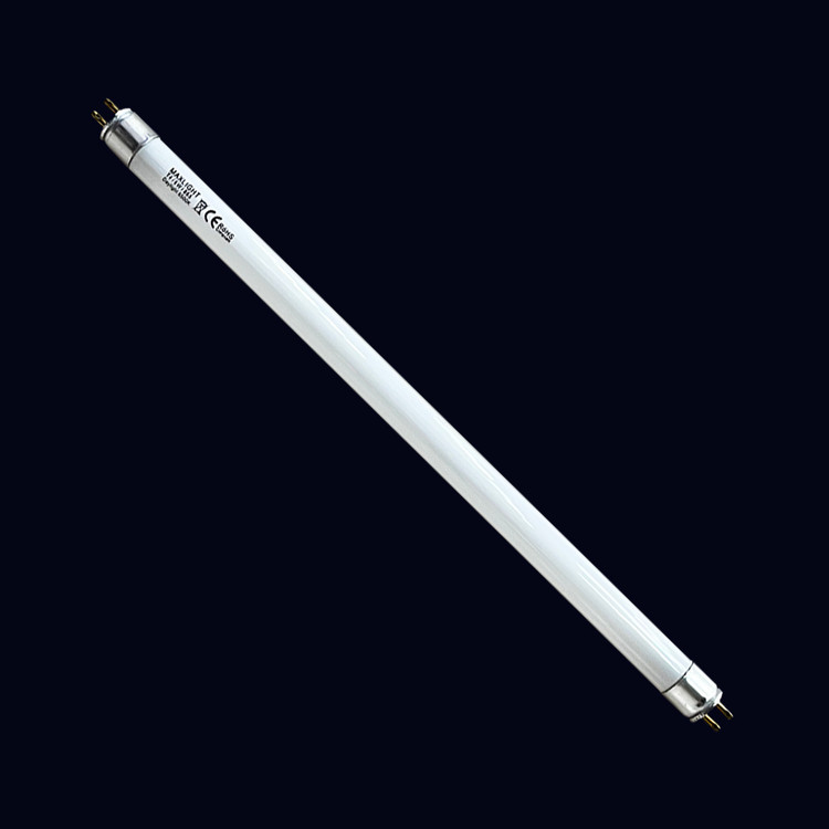 لامپ یدک زیرکابینتی 6 وات 23.5 سانت T4