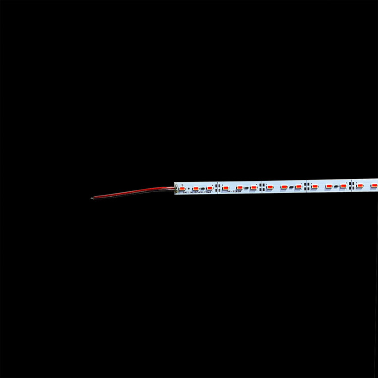 ریسه خطی یک متری 12 ولت آلومینیومی